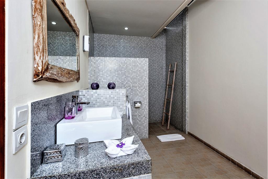 Rumah Indah Villa Seminyak Esterno foto